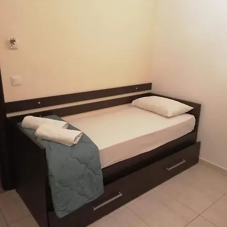 Apartament Konstantinos *