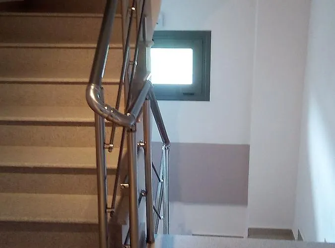 公寓 Konstantinos Olympiakí Aktí