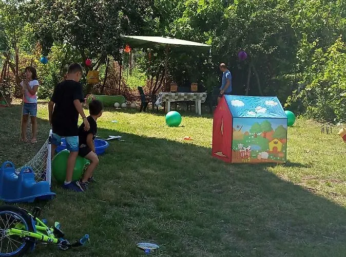 公寓 Konstantinos Olympiakí Aktí